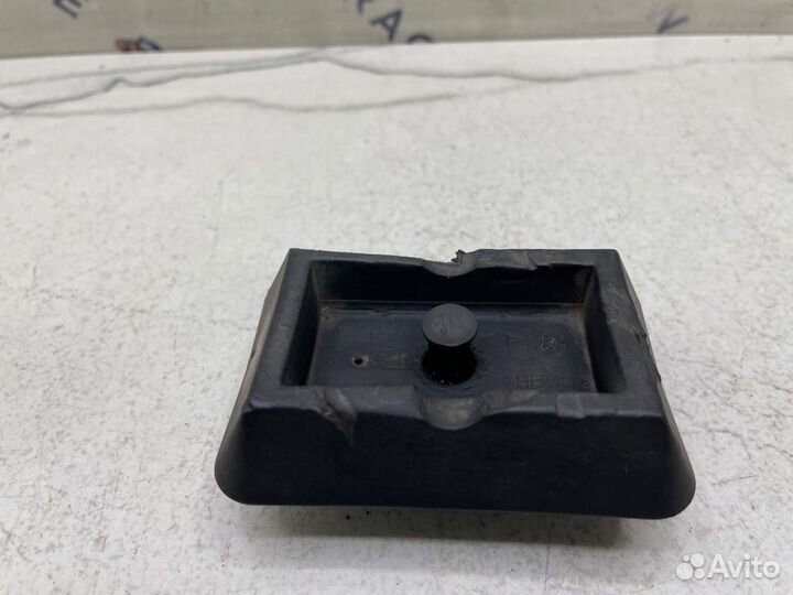 Поддомкратник Bmw E38 E39 E53