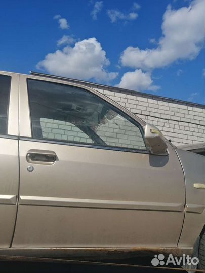 Дверь передняя правая SMA C81