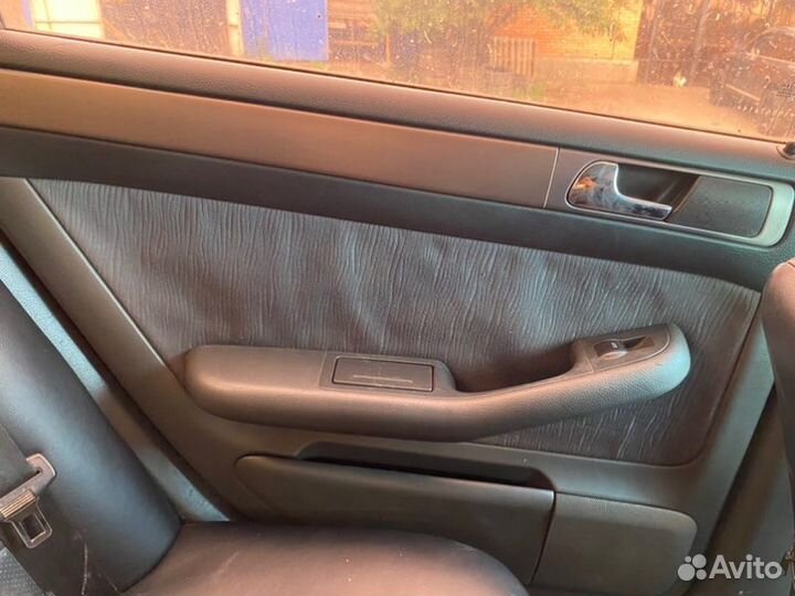 Дверные карты Audi A6 C5 2.4 1999