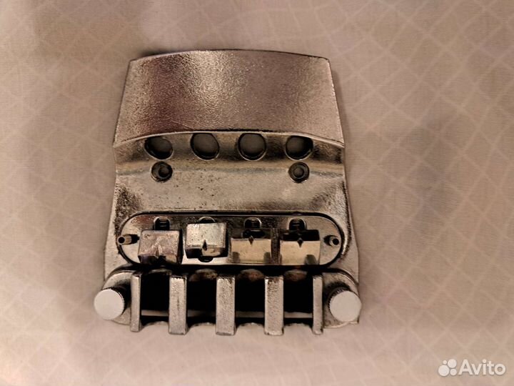 Бридж/струнодержатель для бас гитары Rickenbaker