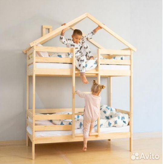 Двухъярусная кровать домик в наличии с доставакой