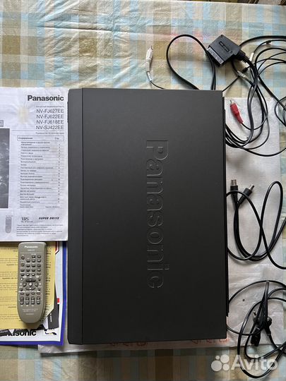 Видеомагнитофон Panasonic NV-FJ618EE-K