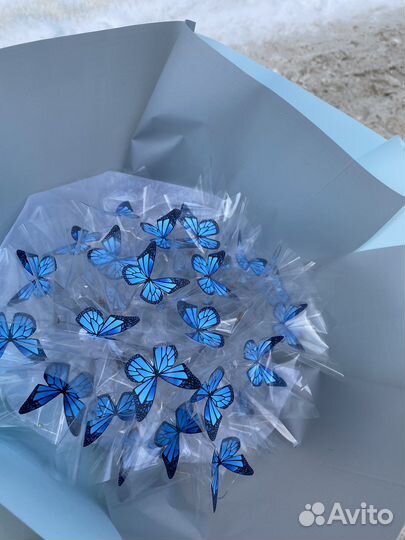 Букет из бабочек светящийся