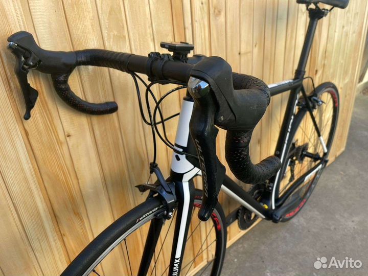 Шоссейный велосипед Ridley Helium X Ultegra