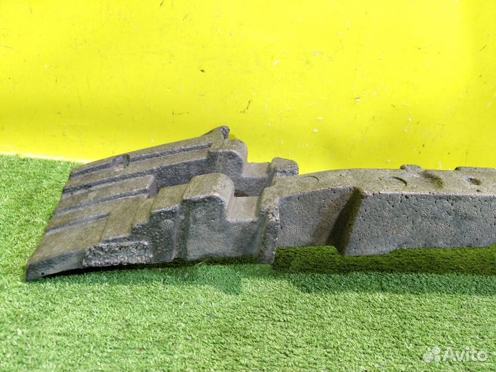 Наполнитель переднего бампера Audi A6 (C7) 2014