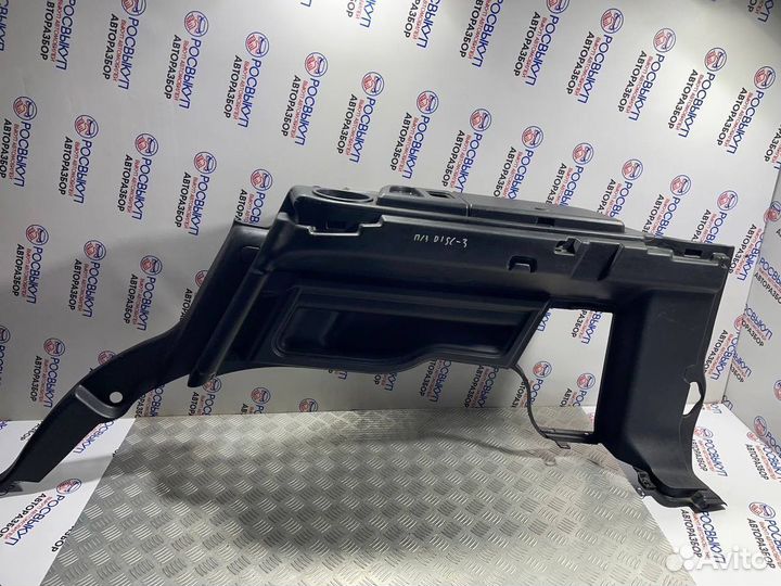 Обшивка багажника Land Rover Discovery