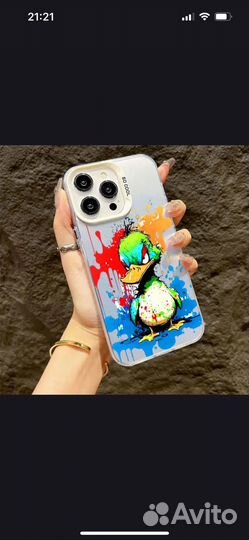 Чехол на iPhone 13