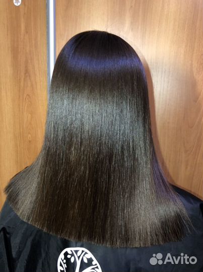 Кератиновое выпрямление волос