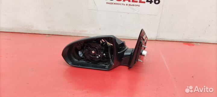 Зеркало левое Hyundai Elantra 6
