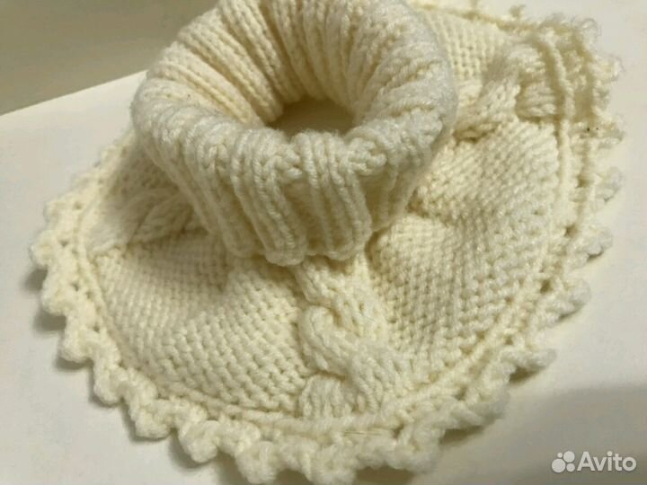 Комплект из шерсти для девочки