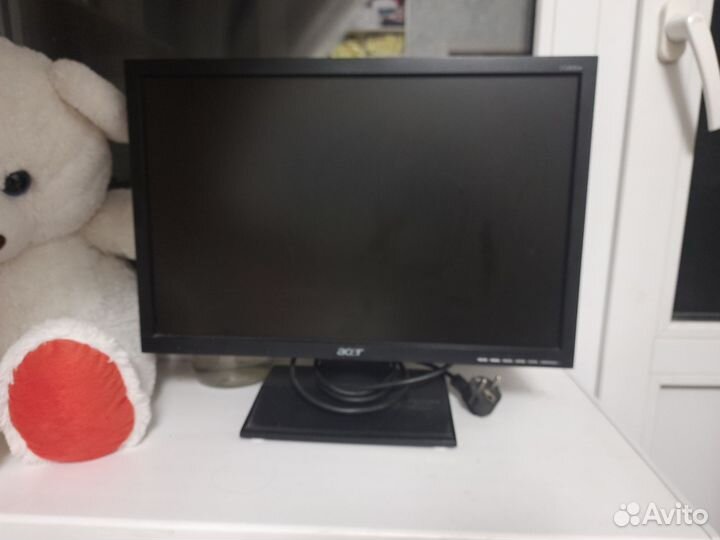 Монитор Acer 19 и 17