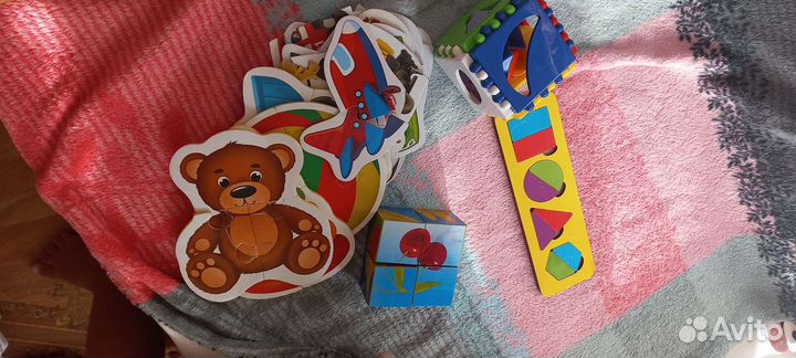 Развивающие игрушки