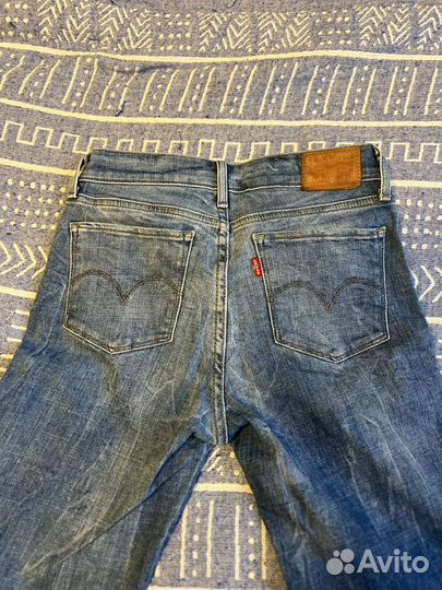 Джинсы женские levis размер 27