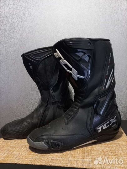 Мотоциклетные сапоги