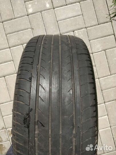 Bridgestone Blizzak Revo1 225/55 R17 103W