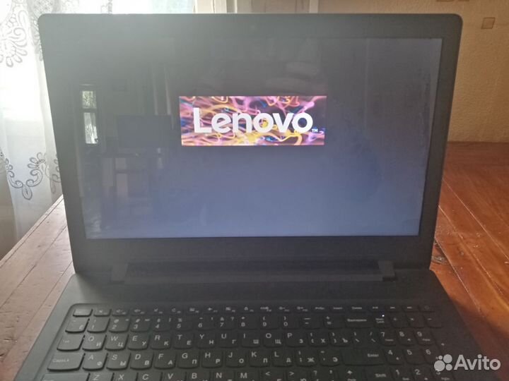 Ноутбук lenovo