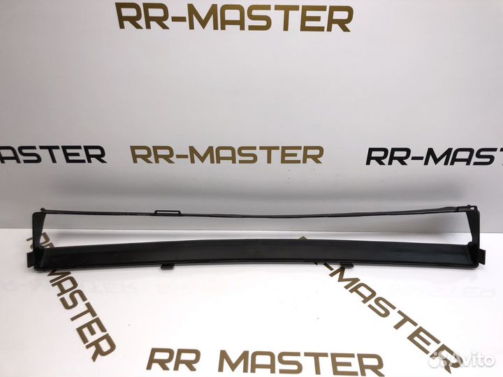 Дифлектор радиатора Land Rover discovery 5