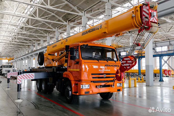 Автокран 25т