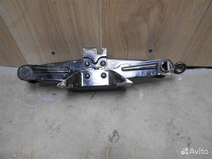 Домкрат от Mazda Mazda 6 (GG) 2002-2007