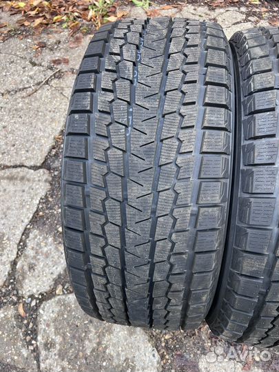 Yokohama Ice Guard G075 285/45 R22