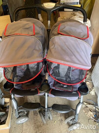 Прогулочная коляска для двойни