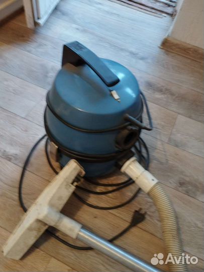 Пылесос Вихрь пнв600