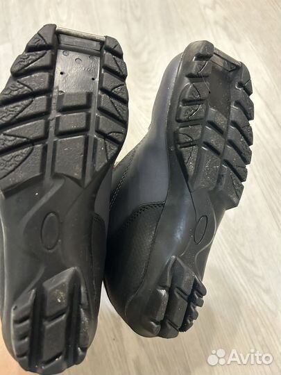 Лыжные ботинки 35 размера