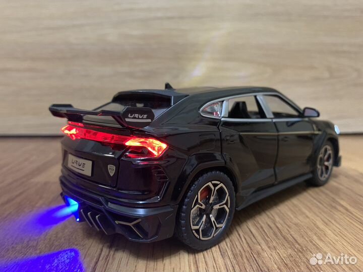 Машинка Ламба Урус с выхлопом