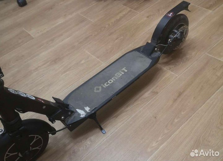 Электросамокат iconbit Street W85