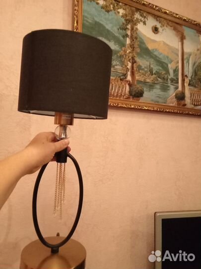 Лампа настольная