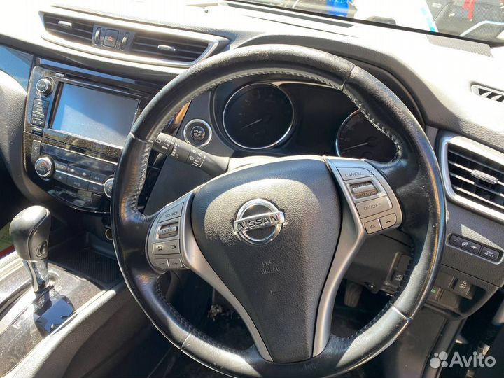 В разборе Nissan X - Trail T32 2 литра MR20