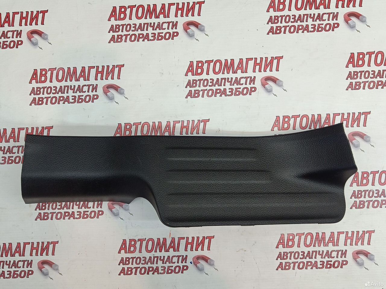 Накладка порога задняя правая Rogue X-trail T32