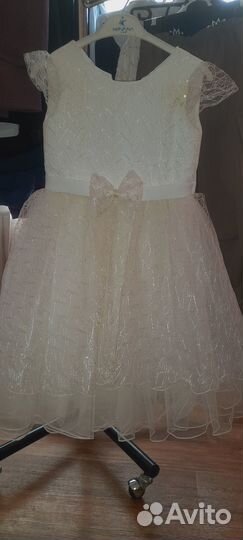 Нарядное платье для девочки 116 122 128