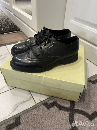 Ботинки новые женские