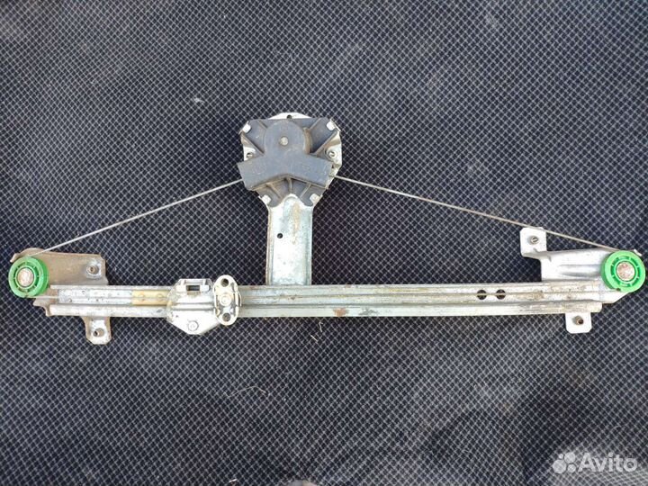 Стеклоподъемники задние Opel Vectra A