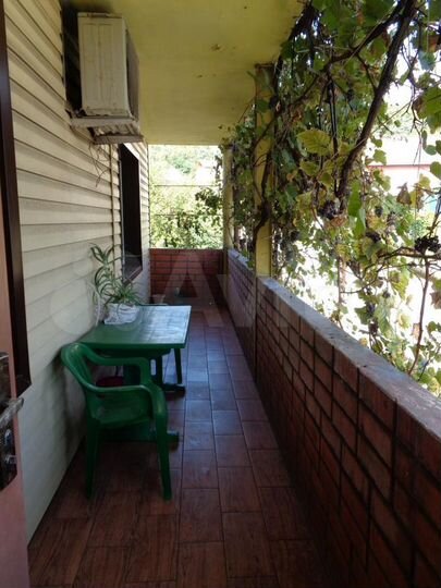 Дом 211,8 м² на участке 6 сот.