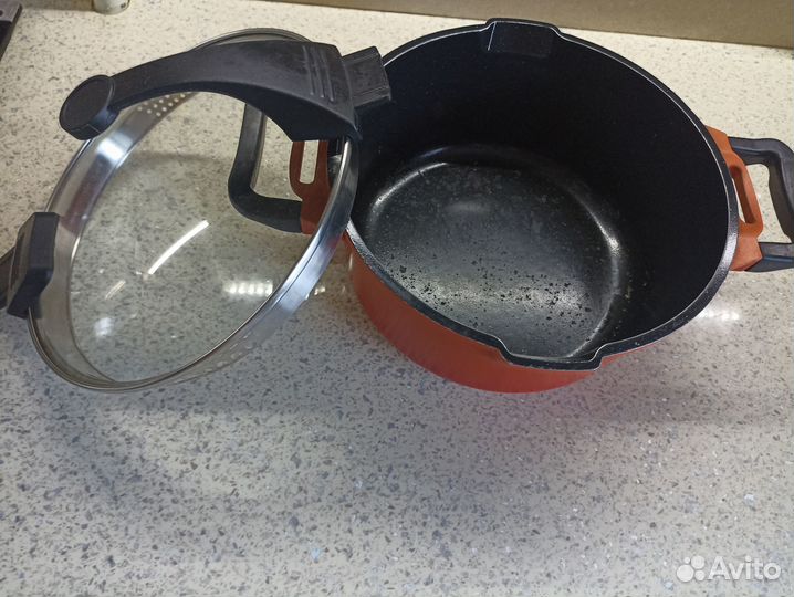 Кастрюля Virgo Orange со стеклянной крышкой б/у