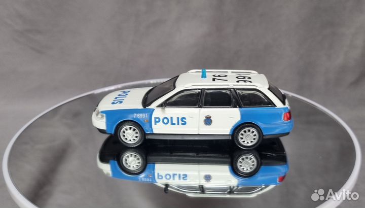 Audi A6 Avant C4 1996г(Полиция Швеции) 1/43