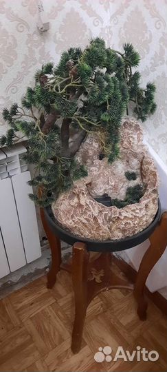 Напольный фонтан