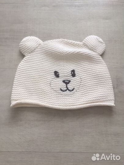 Красивая шапка фирмы Benetton (1-2 года)