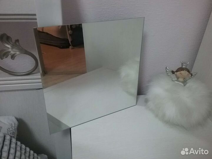 Зеркало настенное IKEA