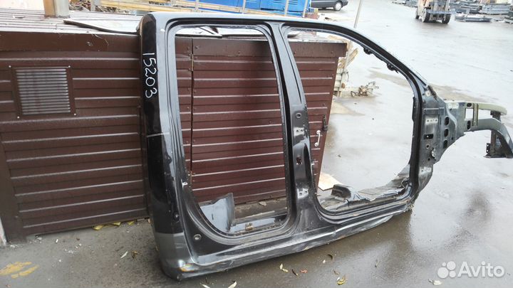 Dodge RAM 1500 боковина кабины 2009-2018