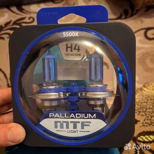 Галогеновые лампы MTF light Palladium 5500K H4, H1