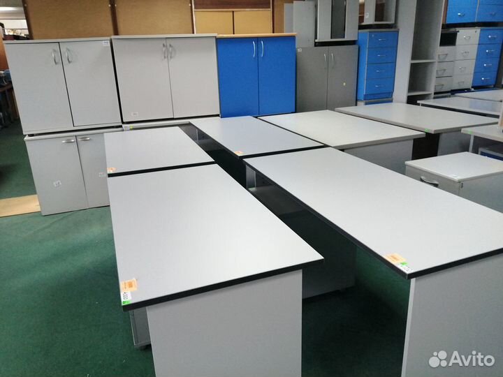 Стол письменный Новый