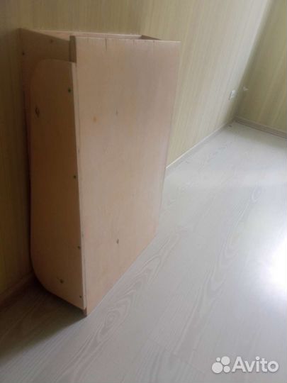 Пеленальный столик