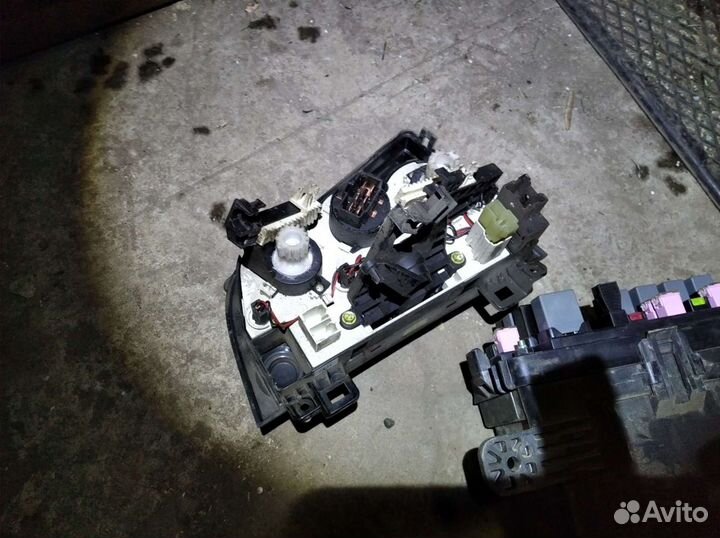 Блок управления печкой шевроле спарк