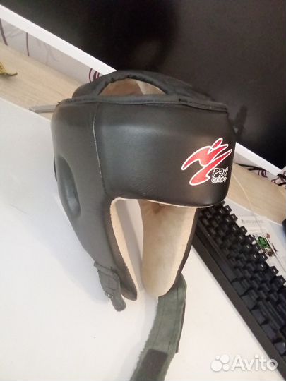 Шлем для кикбоксинга