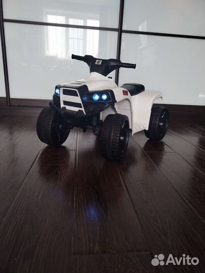 Электромобиль