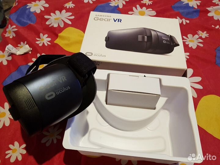 Очки виртуальной реальности GearVr