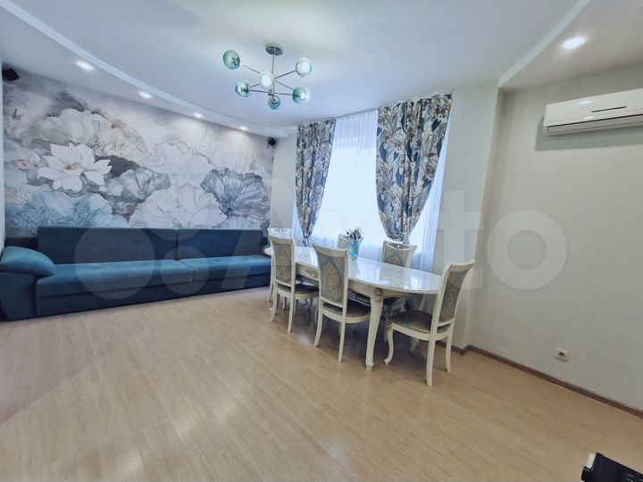 3-к. квартира, 90 м², 14/17 эт.